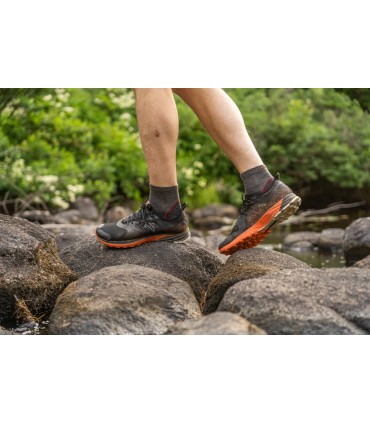 Darn Tough Lightweight Merino Mini Crew Grijze Wandelsokken